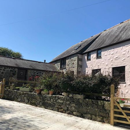 Farm Accommodation - The Lizard Peninsula, Cornwall Helston Extérieur photo
