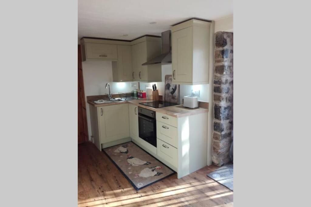 Farm Accommodation - The Lizard Peninsula, Cornwall Helston Extérieur photo