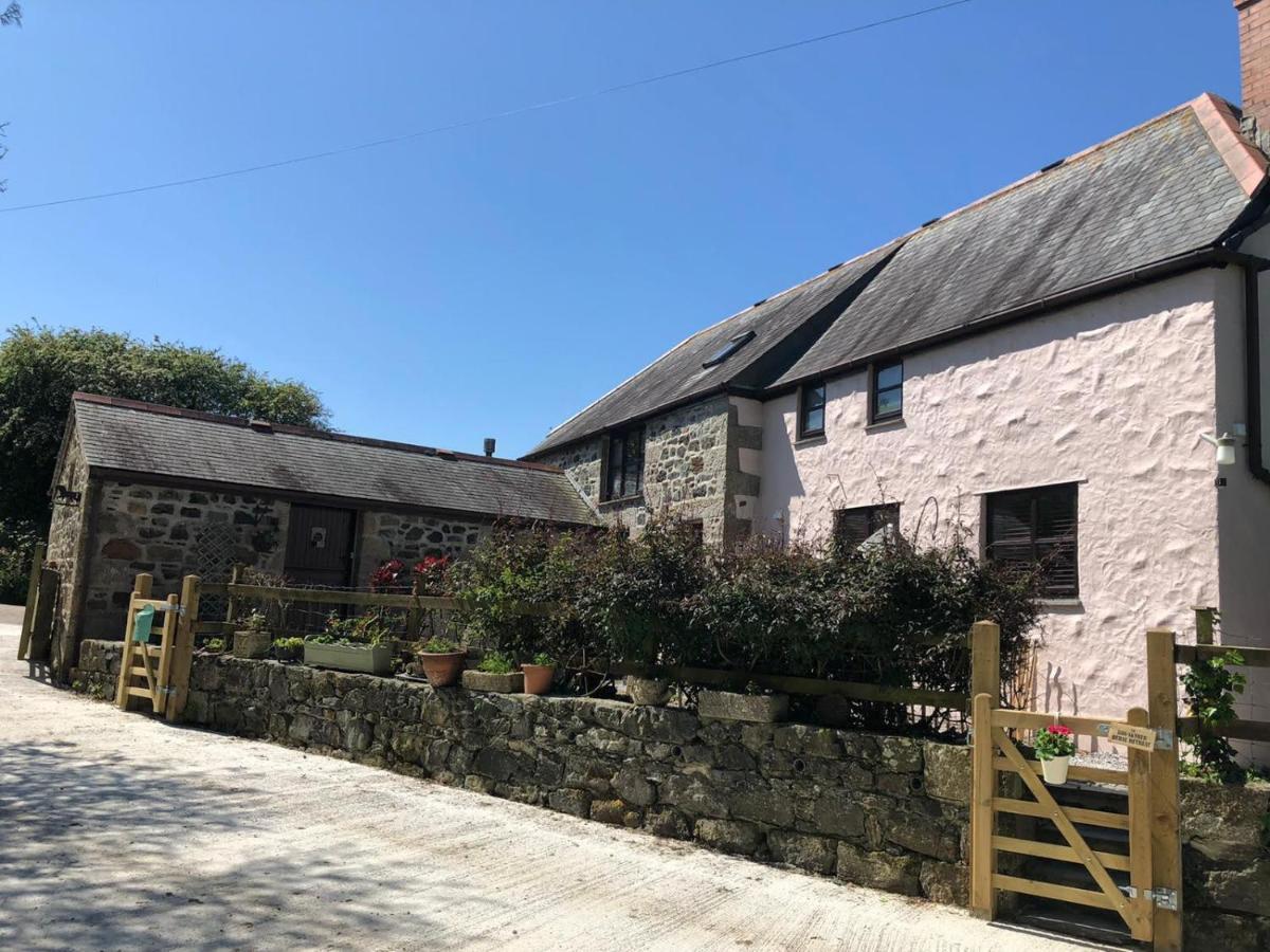 Farm Accommodation - The Lizard Peninsula, Cornwall Helston Extérieur photo
